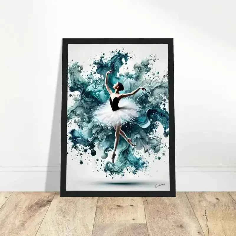 Wassertanz gerahmtes Poster: Ballerina mit schwarzem Rahmen und abstraktem Teal-Weiß-Hintergrund