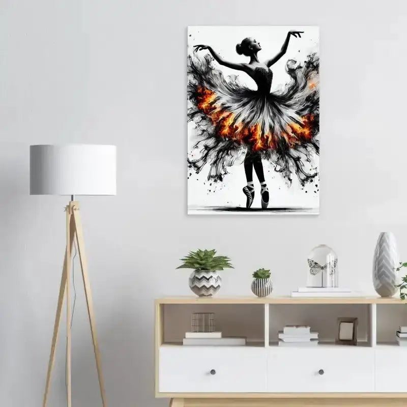 Schwarze Ballerina-Leinwandkunst Feuertanz mit feurigem Rock von Curiocanvas