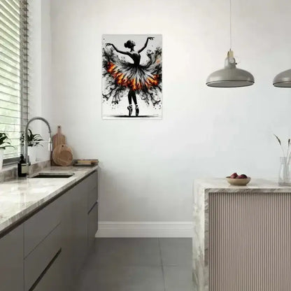 Schwarz-weiß Ballerina Feuertanz Poster mit feurigem Rock