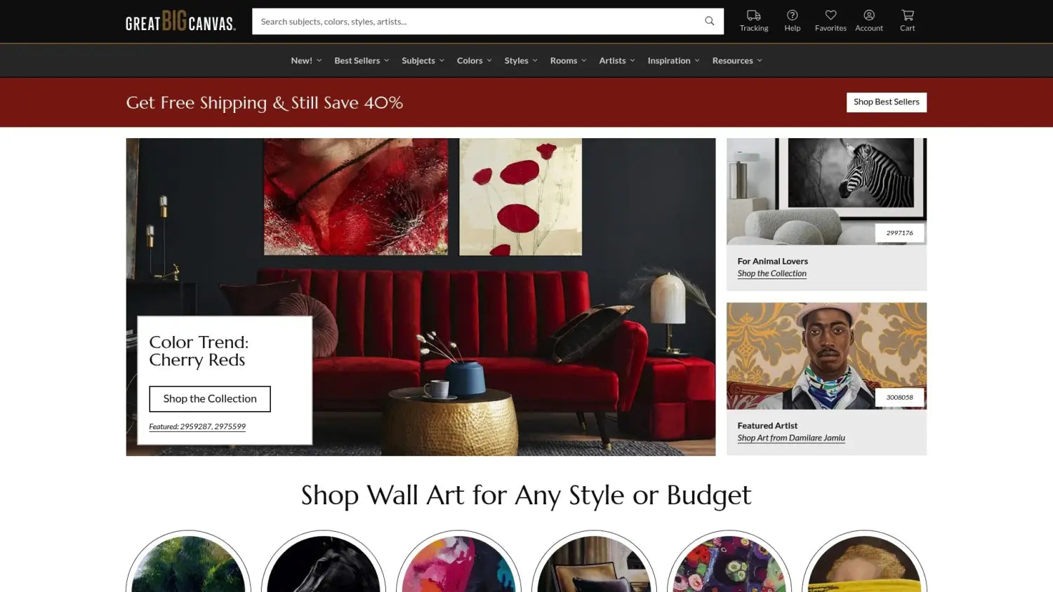 Rotes Samtsofa mit Goldtisch und Kissen – mythisches Kunstwerk für spirituelle Menschen