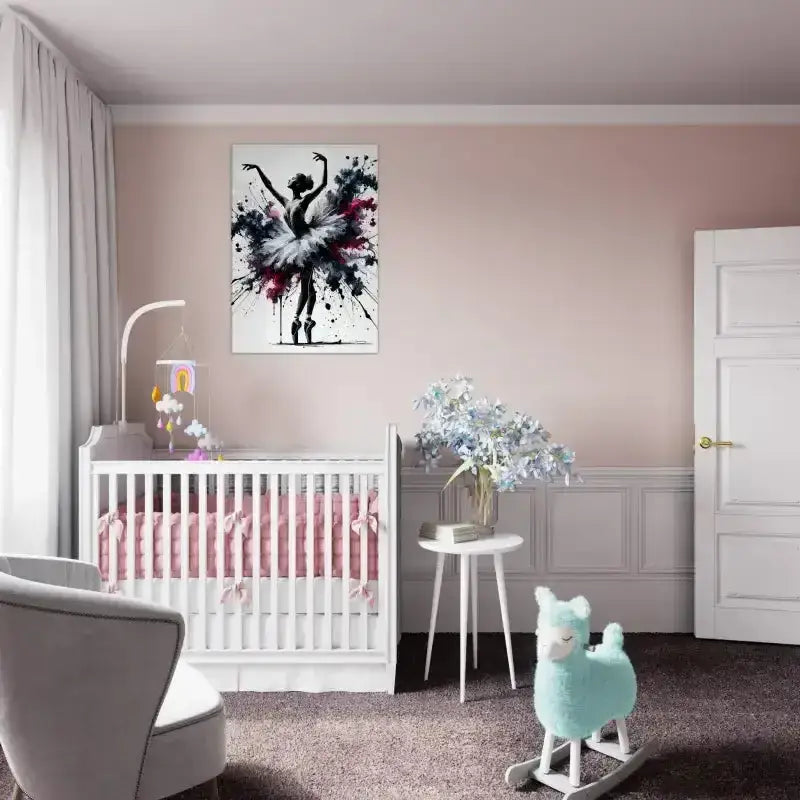 Weiße Wiege mit rosa Bettwäsche und Blumenmuster auf Leinwand